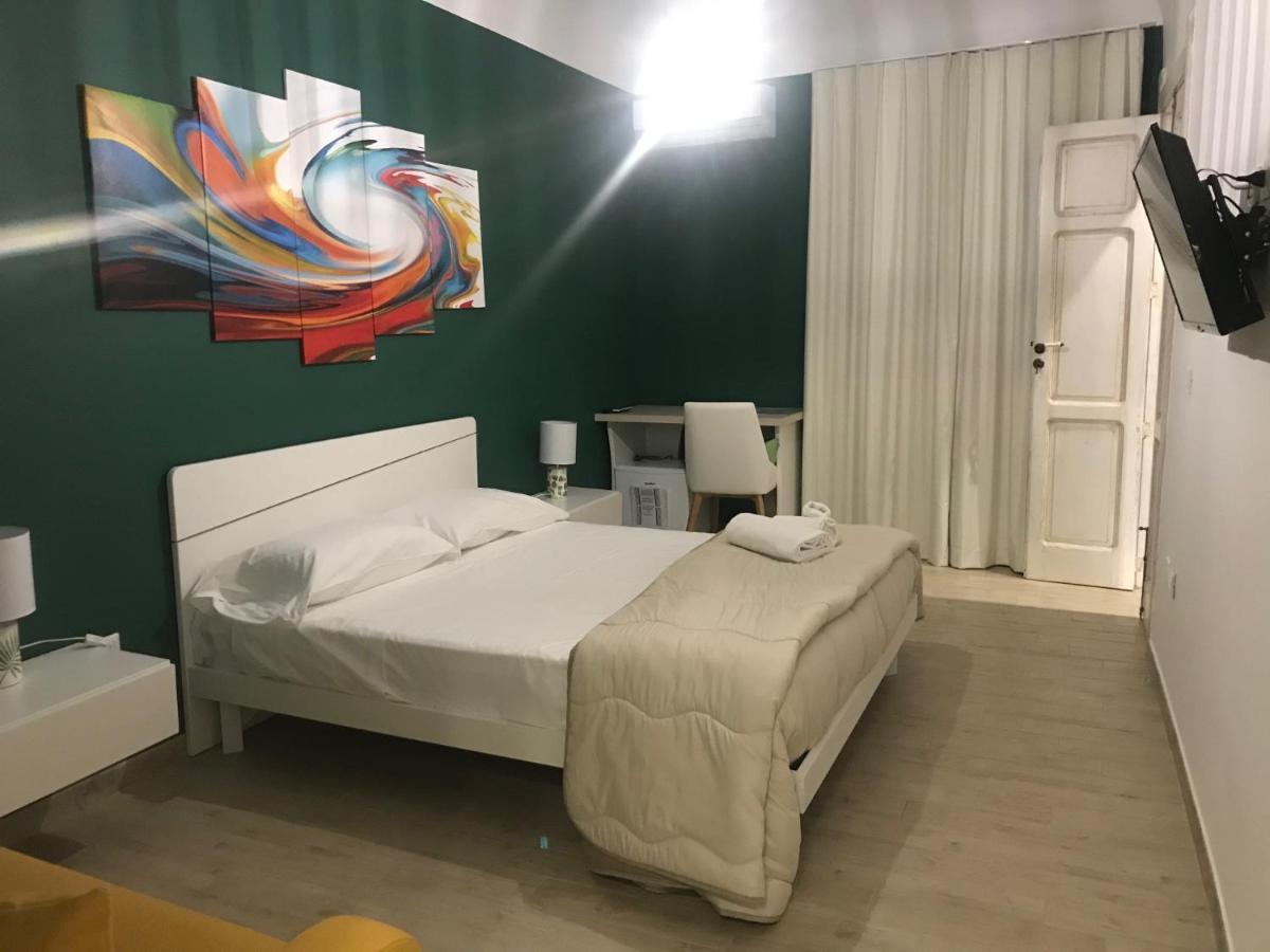 B & B Vittorio Emanuele Канікатті Екстер'єр фото